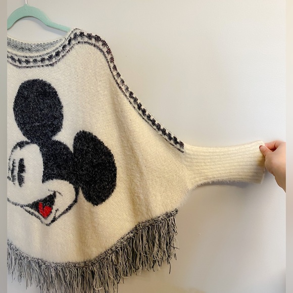 White Mickey Mouse Poncho - Picture 2 of 3